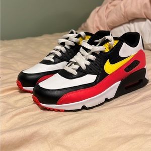 red black and yellow airmax